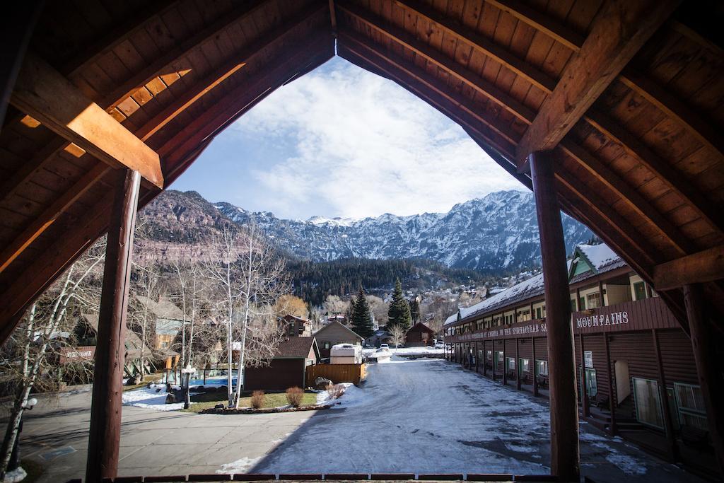 Twin Peaks Lodge & Hot Springs Ouray Ruang foto